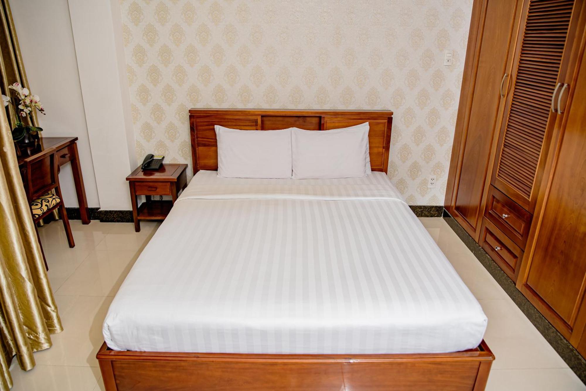 Ben Thanh Retreats Hotel Хошимин Екстериор снимка
